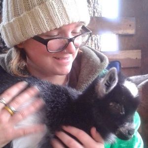 Meet your Posher, Clara